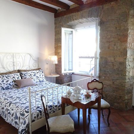 B&B Gens Julia Trieste Bagian luar foto
